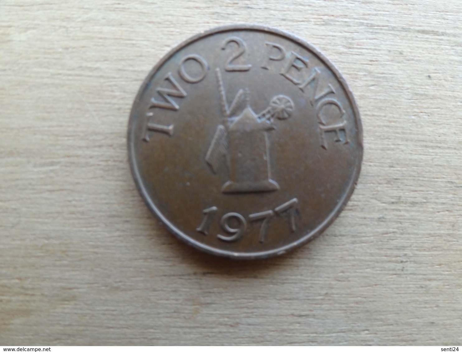 Guernesey  2  Pence  1977  Km 28 - Guernesey