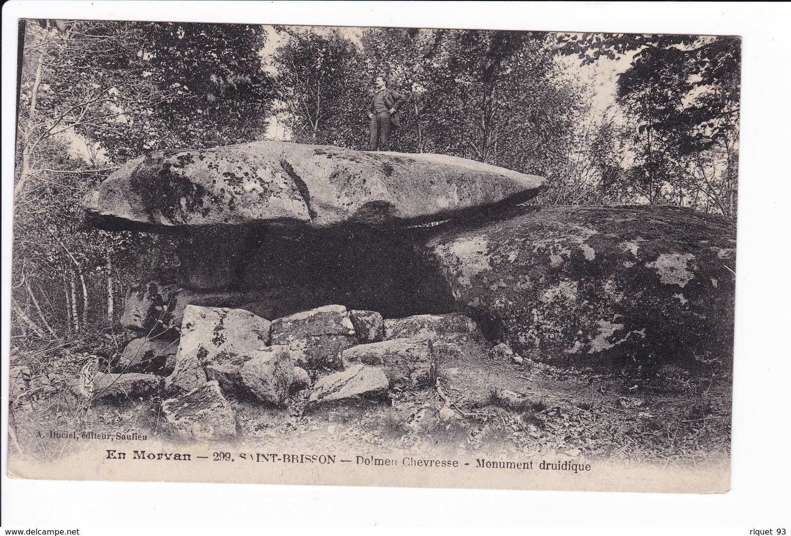 299 - SAINT-BRISSON - Dolmen Chevresse - Monument Druidique - Other & Unclassified