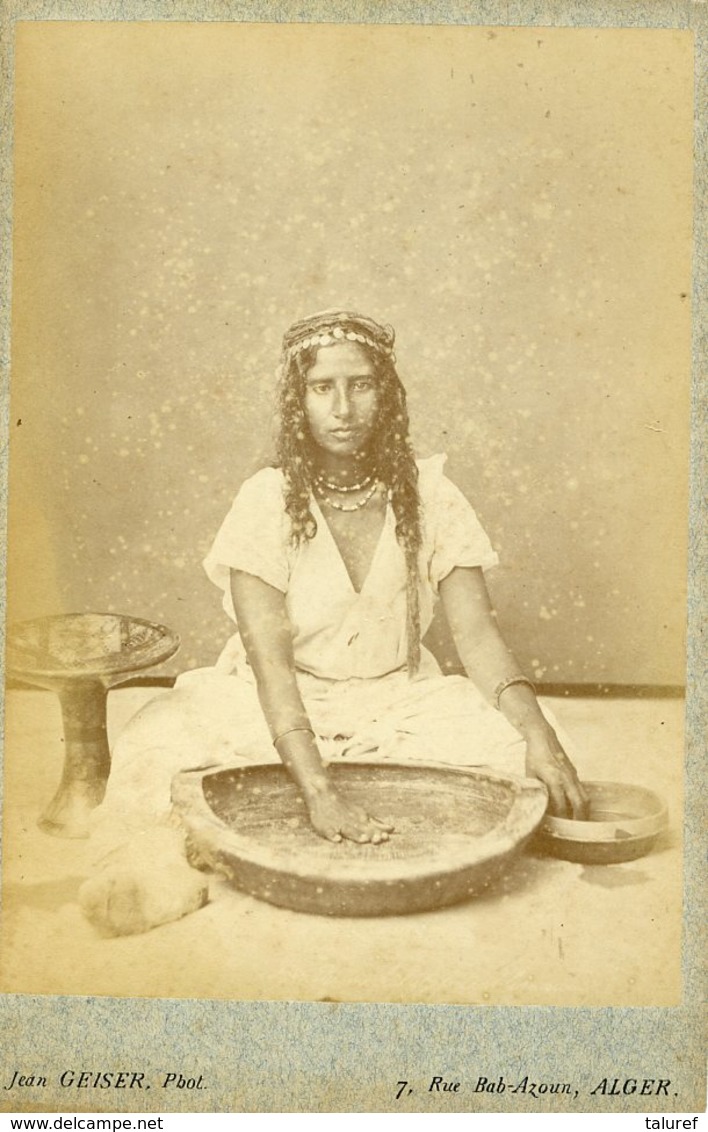 ALGERIE - Kabyle Fabriquant Du Couscous - Carte CABINET - Photographe Jean GEISER - Circa 1880 - Afrique