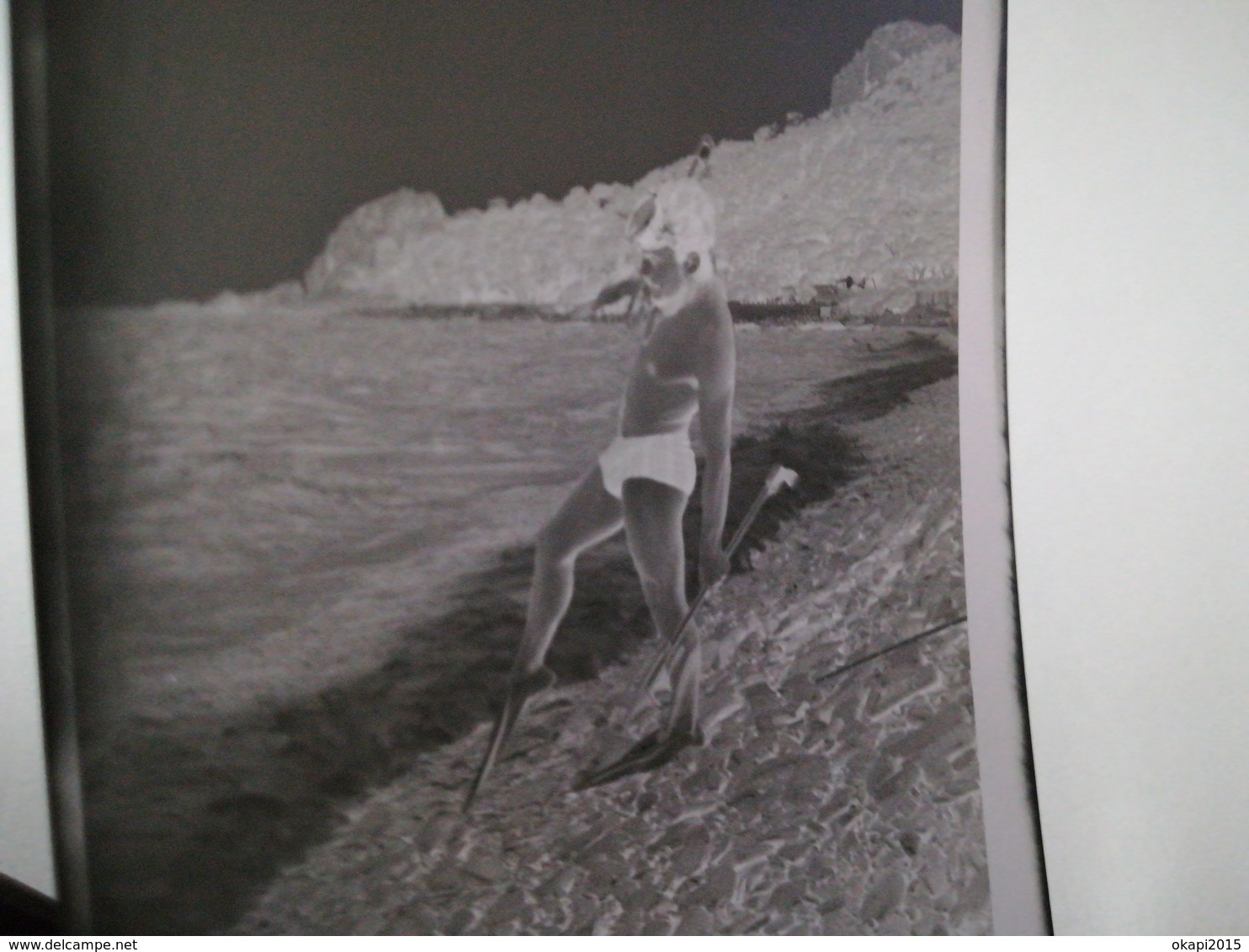 VACANCES PLONGÉE CANOË BATEAUX VOITURES COUPLE MAILLOTS BORD DE L EAU LOT 45 NÉGATIFS PHOTOS NOIR-BLANC TRÈS ANIMÉES