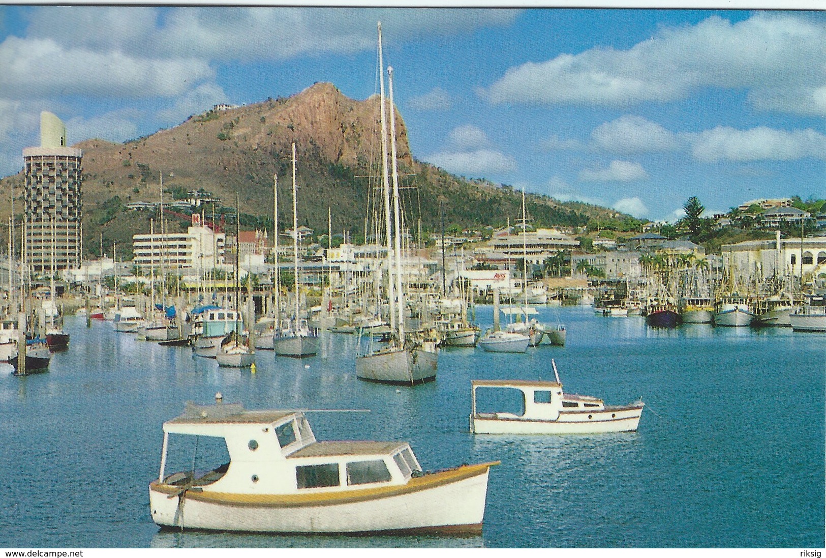 Townsville - Castle Hill From The Strand.  Stationery. Australia.  # 07932 - Townsville