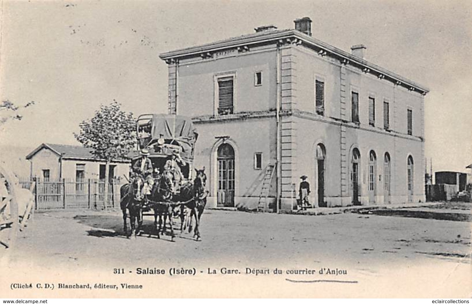 Salaise    38    La Gare .  Départ  Du Courrier D'Anjou .  Diligence     (voir Scan) - Andere & Zonder Classificatie