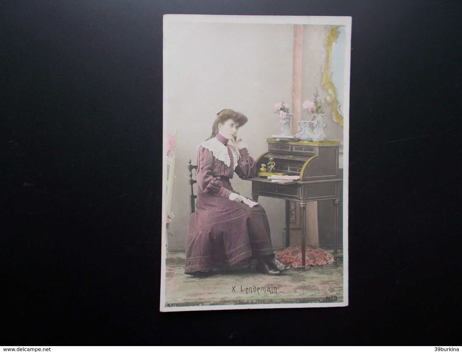 10 cartes série  complète  LE PREMIER BAL DE LA JEUNE FILLE   1900/05