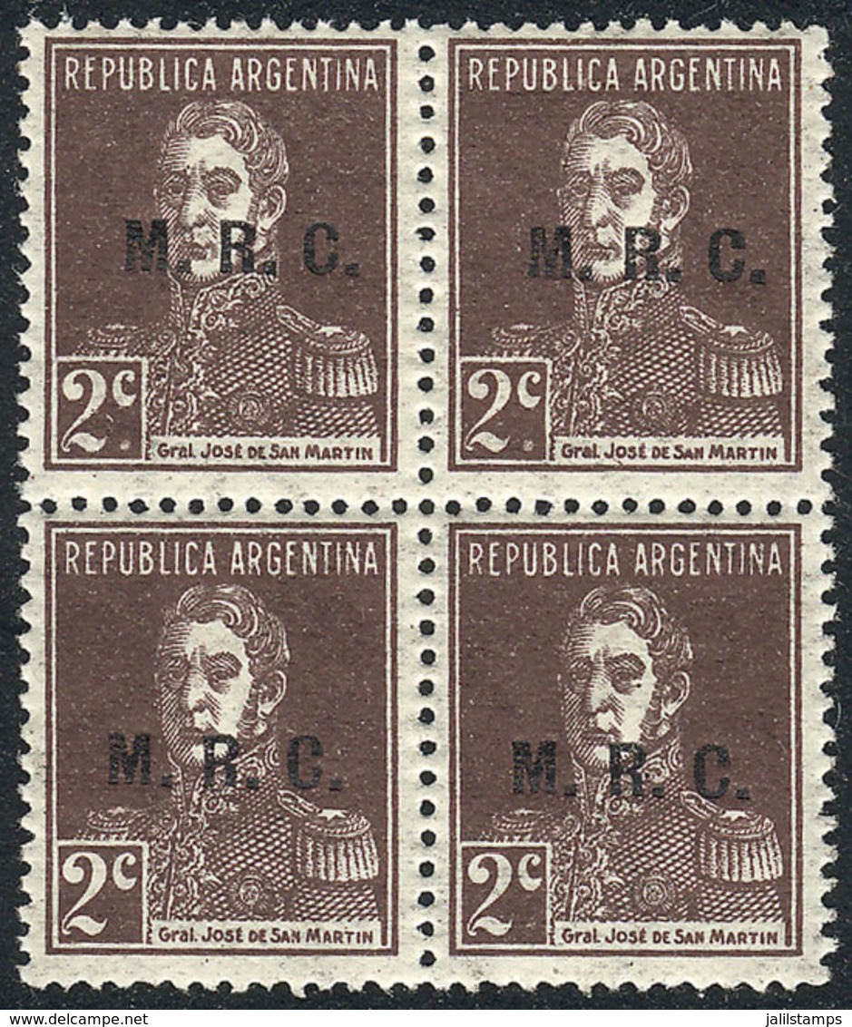 392 ARGENTINA: "GJ.602a, Block Of 4 With Variety ""WITH AND WITHOUT PERIOD"": One St - Oficiales