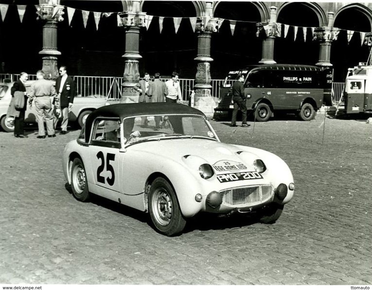 Liège-Rome-Liège Rally 1958  -  Austin Healey Sprite  -  Pilote: John Sprinzel  -  15x10cms PHOTO - Rally