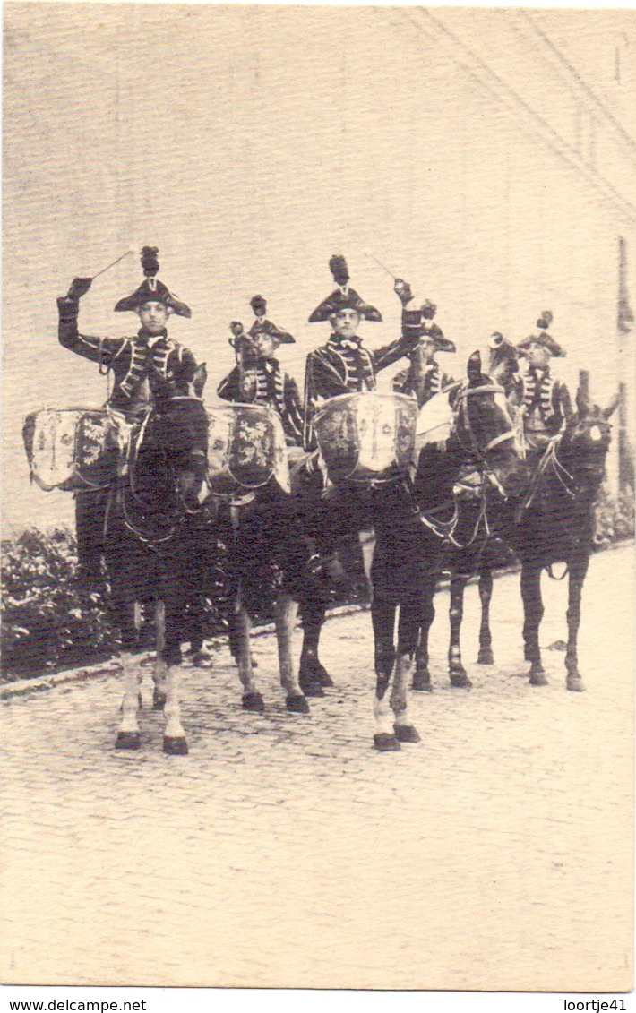 Fete Militaire Du Centenaire - Timbaliers Et Trompettes Des Dragons De Tongerlo - Autres & Non Classés