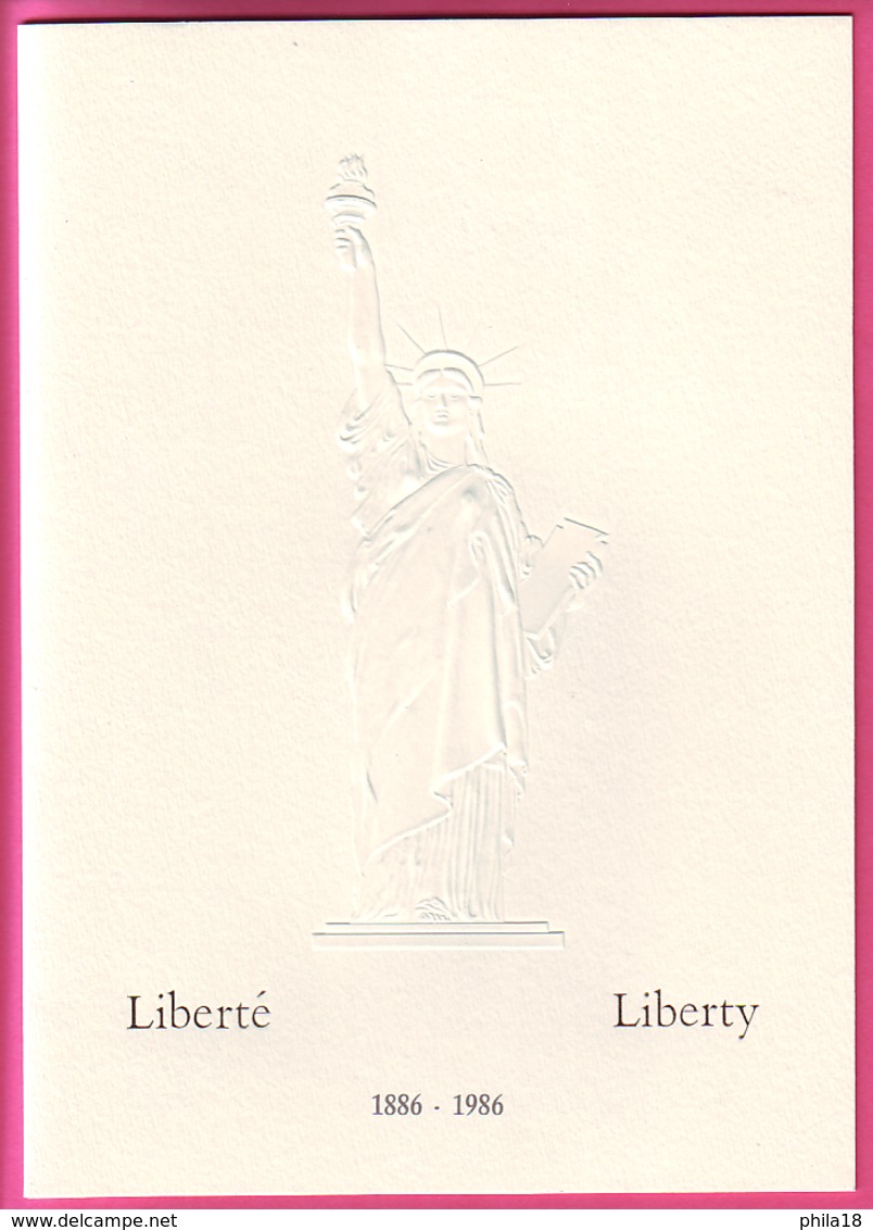 ENCART LUXE SOIE CENTENAIRE DECLARATION INDEPENDANCE USA 1896-1986 AVEC 2 T 1° JOUR FRANCE-USA-STATUE DE LA LIBERTE - Documents Of Postal Services