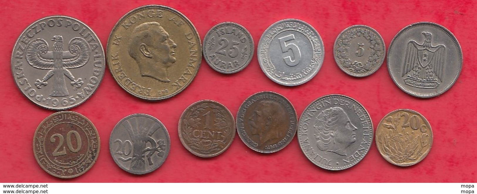 Pays Du Monde 24 Pièces Dans L 'état Lot N °8 - Vrac - Monnaies