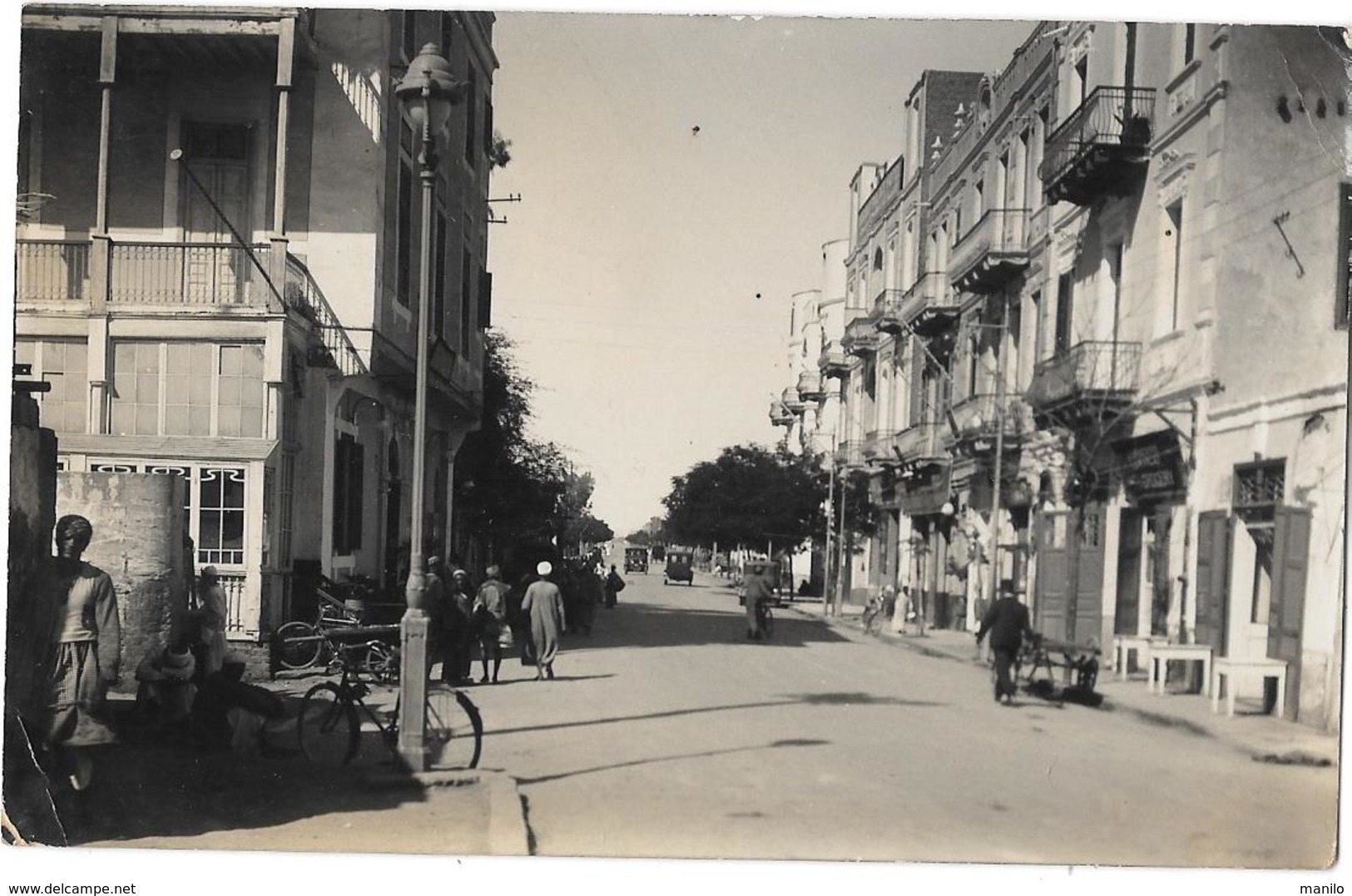 Egypte - ASSIOUT -  UNE RUE ANIMEE    Carte Photo  Circulé En 1931 - Assiout