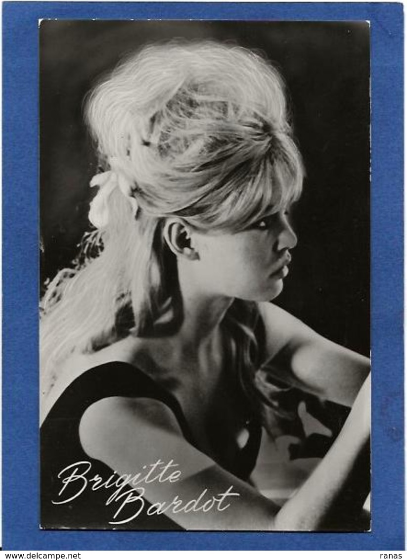 CPSM BARDOT Brigitte Pin Up Artiste érotisme Voir Scan Du Dos - Artistes