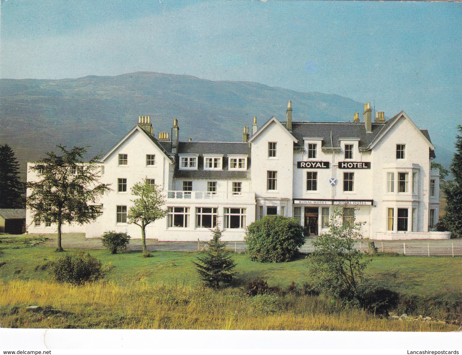 Postcard The Royal Hotel Tyndrum Perthshire  My Ref  B22861 - Perthshire