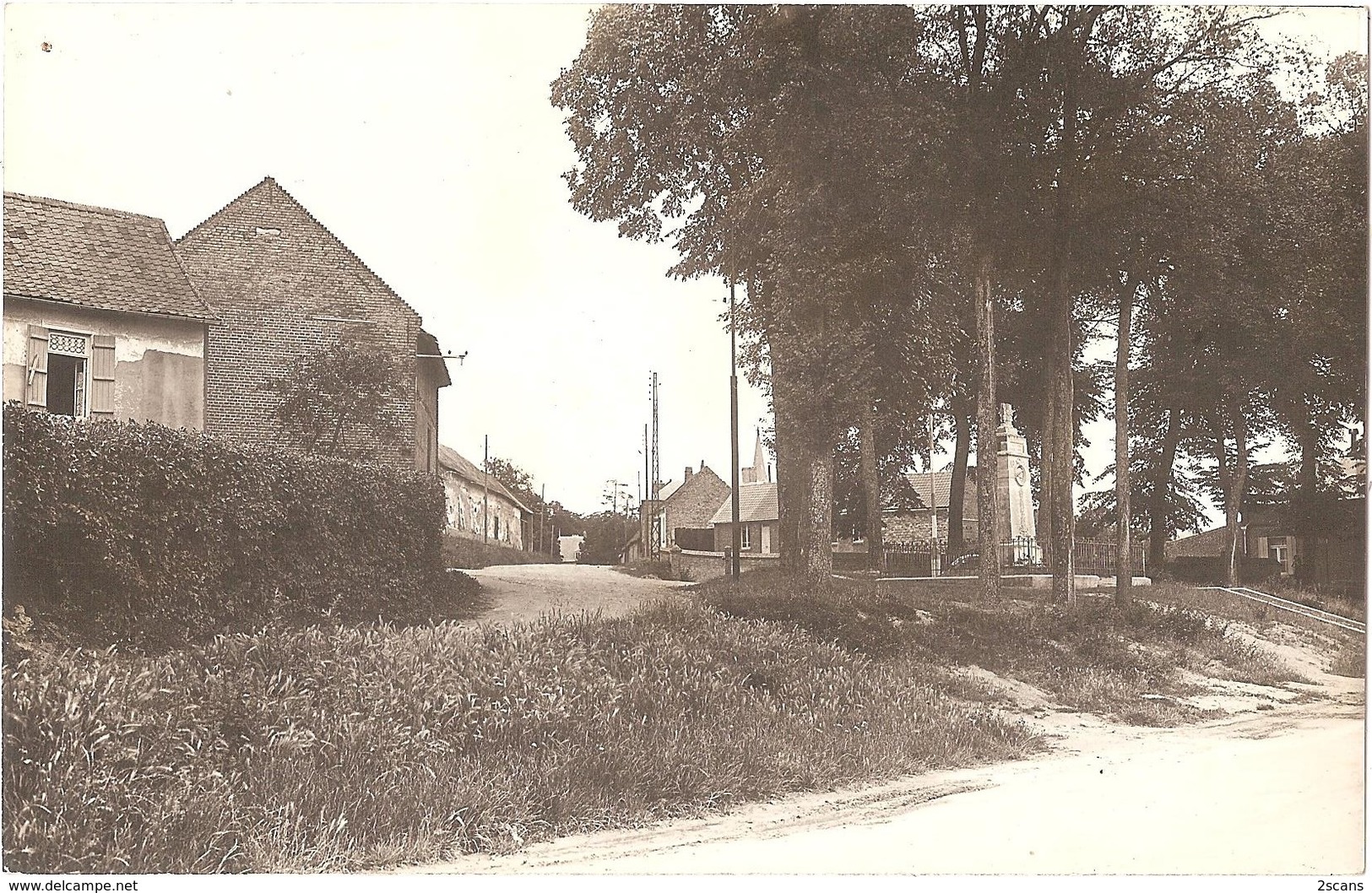 Dépt 80 - FERRIÈRES - ÉPREUVE De CARTE POSTALE (photo R. LELONG) + PLAQUE De VERRE D'origine - Monument - Édit. Derivery - Autres & Non Classés