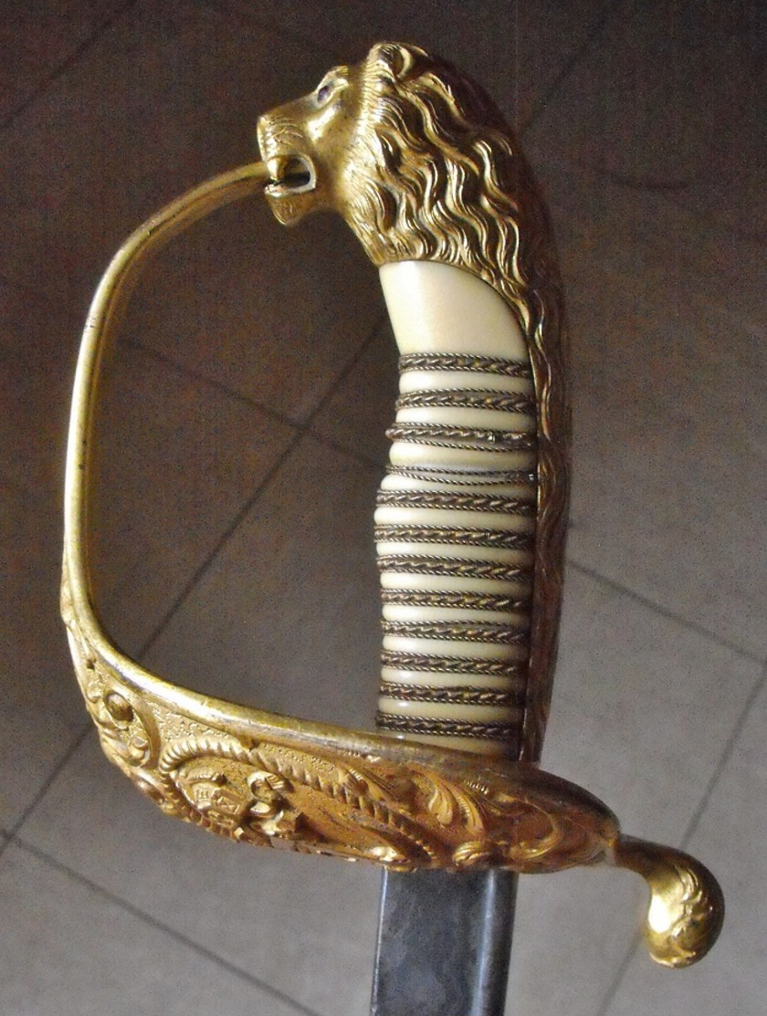 SUPERBE Et RARE Sabre à Tête De Lion Officier Marine De Guerre Impériale Allemande - Armes Blanches