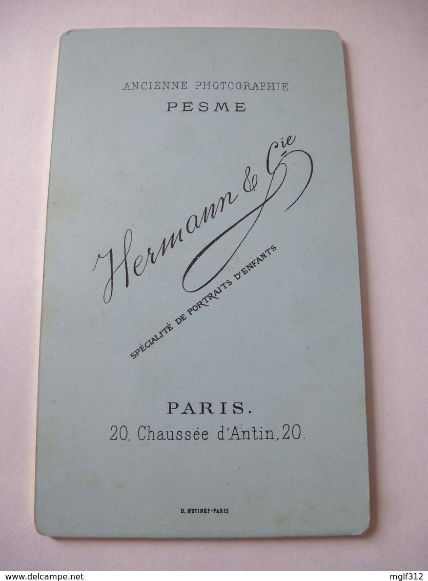 Jeune Femme - Photographie Hermann & Cie PARIS - Personnes Anonymes