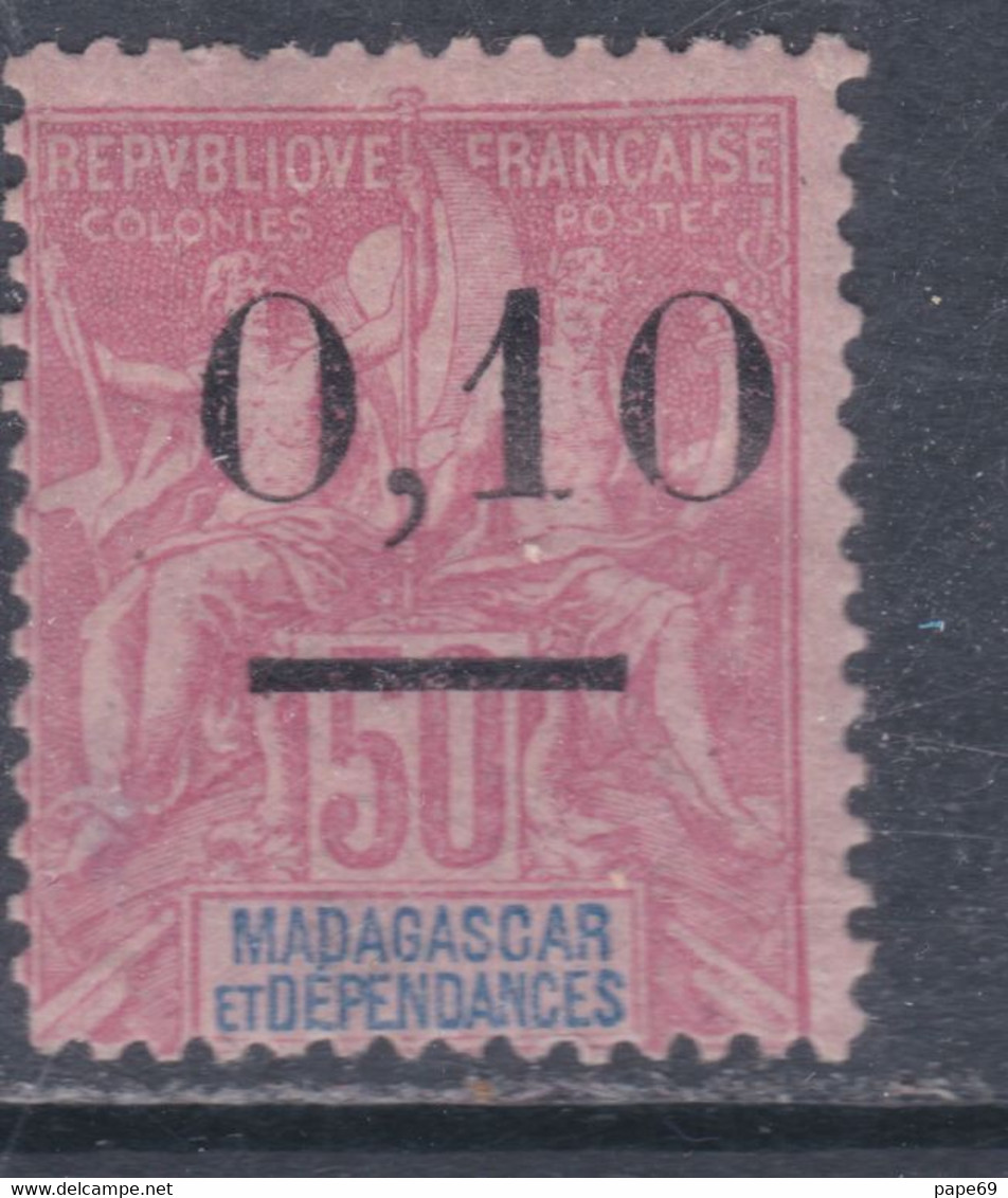 Madagascar N° 58 X Timbre Surchargé :  0.10 Sur 50 C., Type II  Trace De Charnière Sinon TB - Nuovi