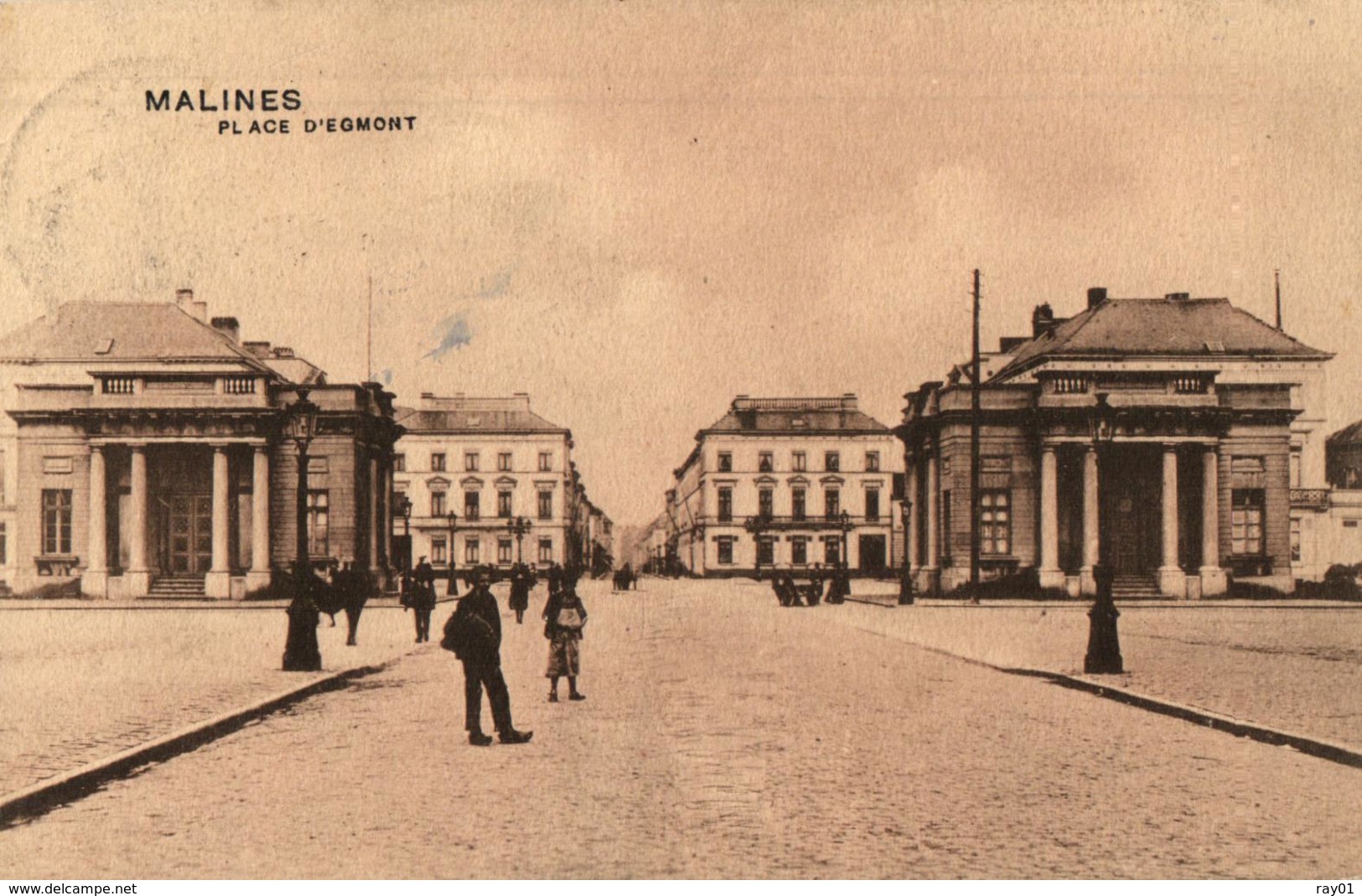 BELGIQUE - ANVERS - MALINES - Place D'Egmont. - Malines