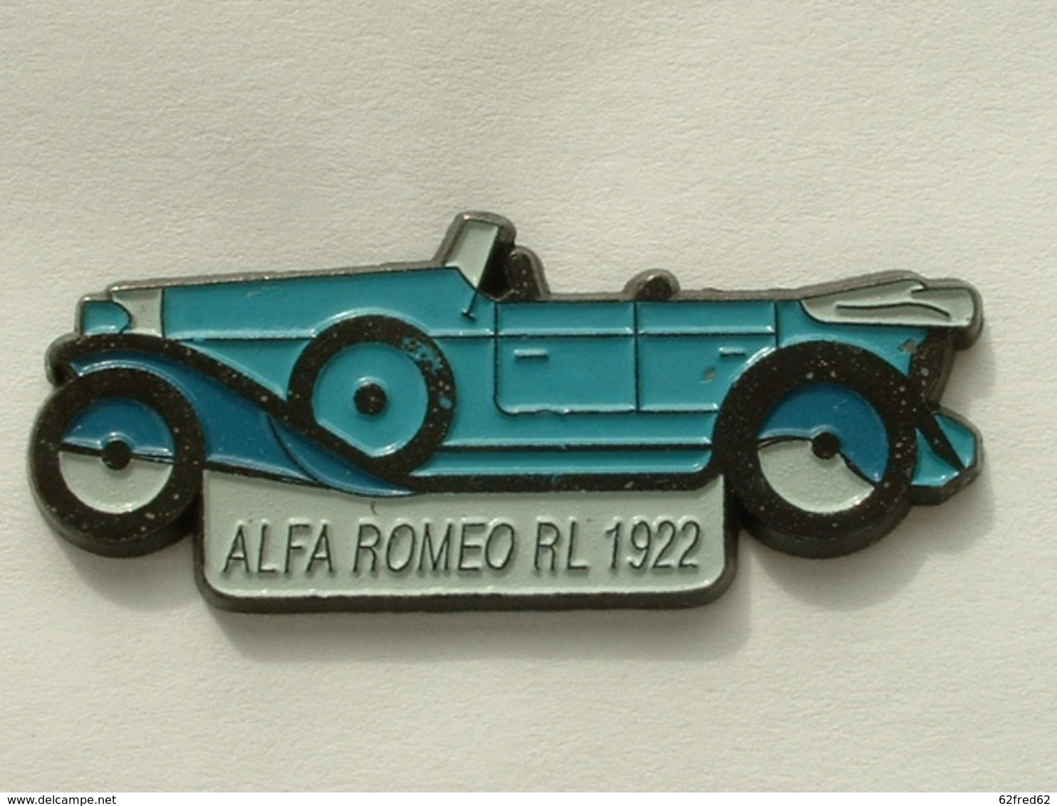 PIN'S ALFA ROMEO RL 1992 - BLEUE - Alfa Romeo