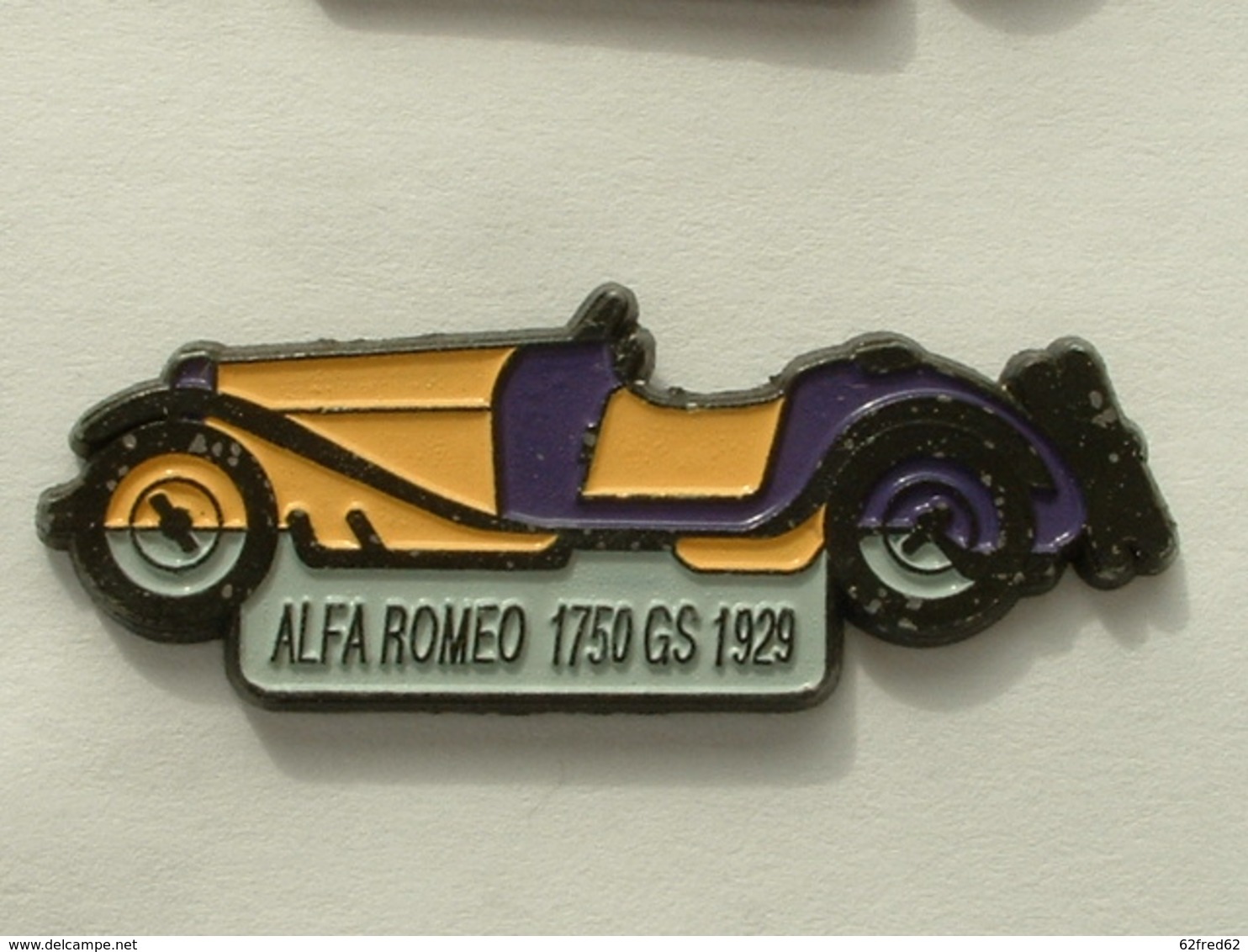 PIN'S ALFA ROMEO 1750 GS 1929 - JAUNE - Alfa Romeo