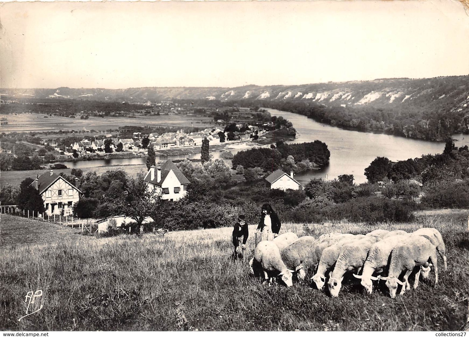 95-VETHEUIL- VUE GENERALE SUR LAVACOURT ET LA ROCHE-GUYON - Vetheuil