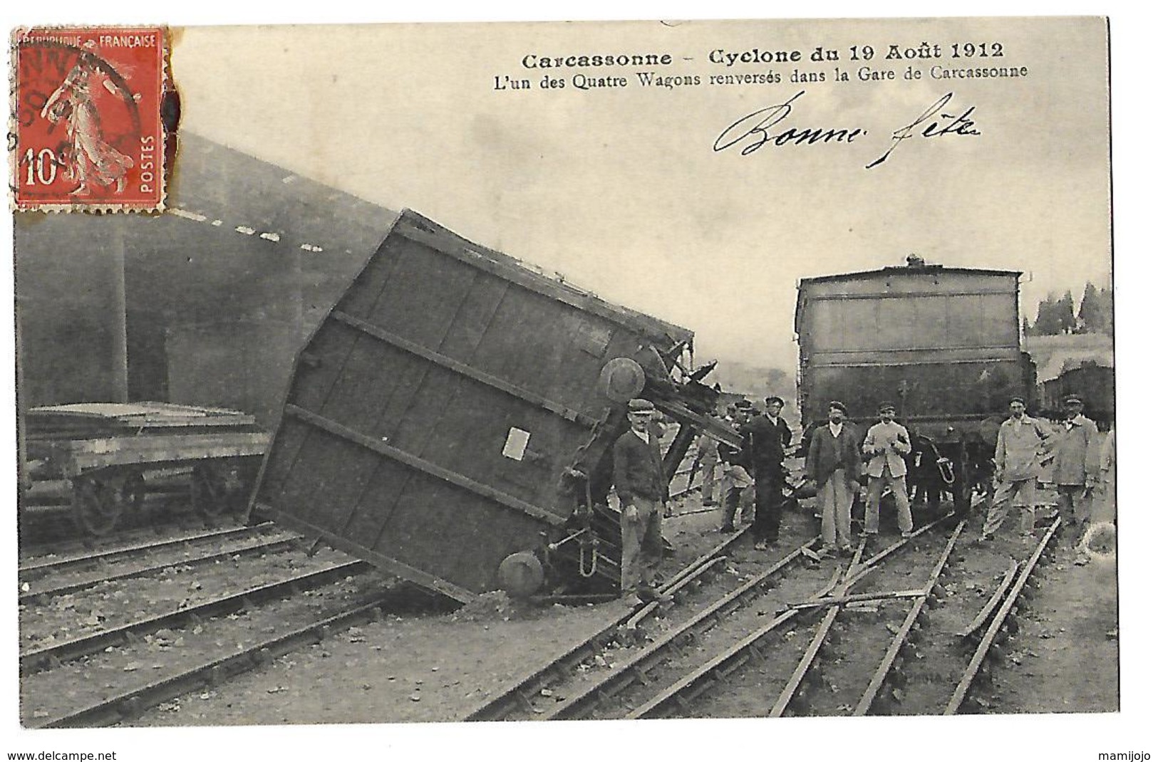 Carcassonne-Cyclone Du 19 Août 1912-L'un Des Quatre Wagons Renversés Dans La Gare De Carcassonne - Carcassonne