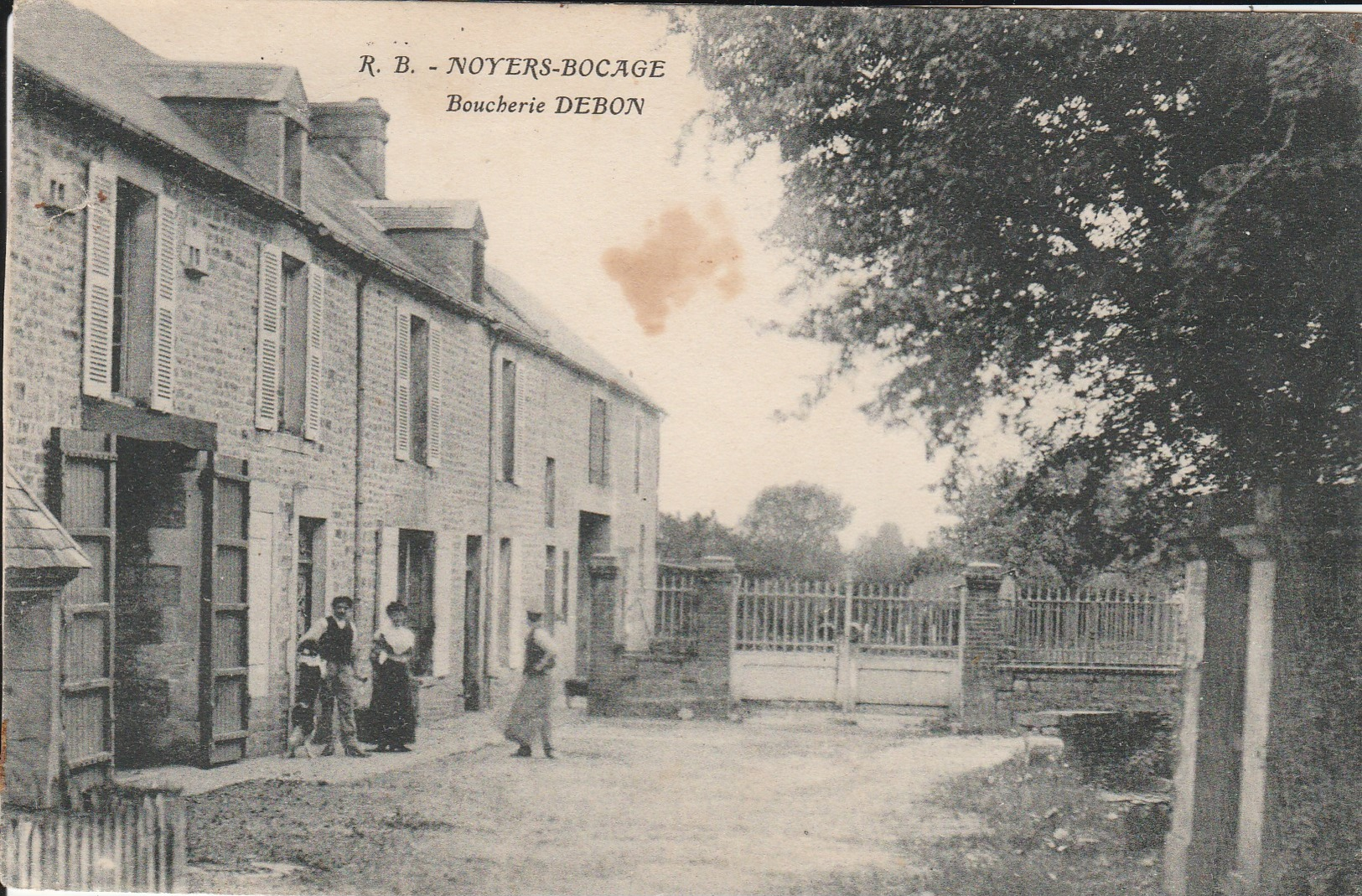 Cpa Calvados Noyers Bocage La Boucherie Debon - Autres & Non Classés