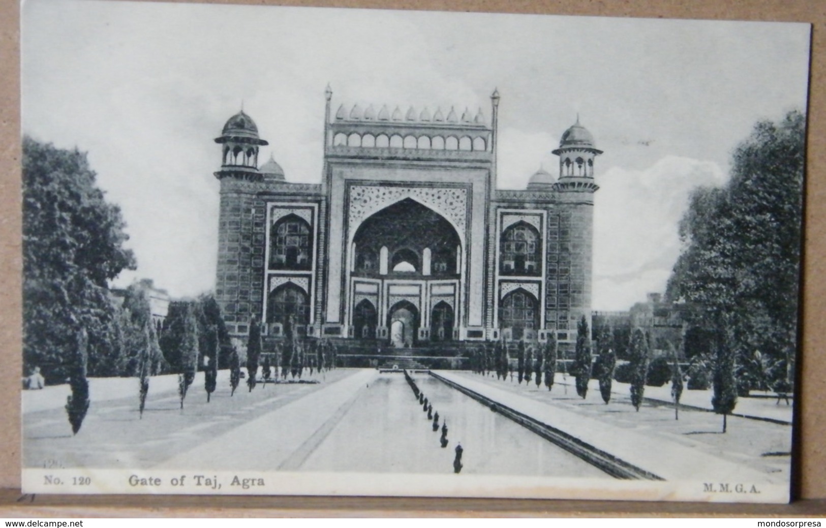 (A) AGRA - INDIA - ANIMATA - GATE OF TAJ - NON VIAGGIATA 1900/10ca - India