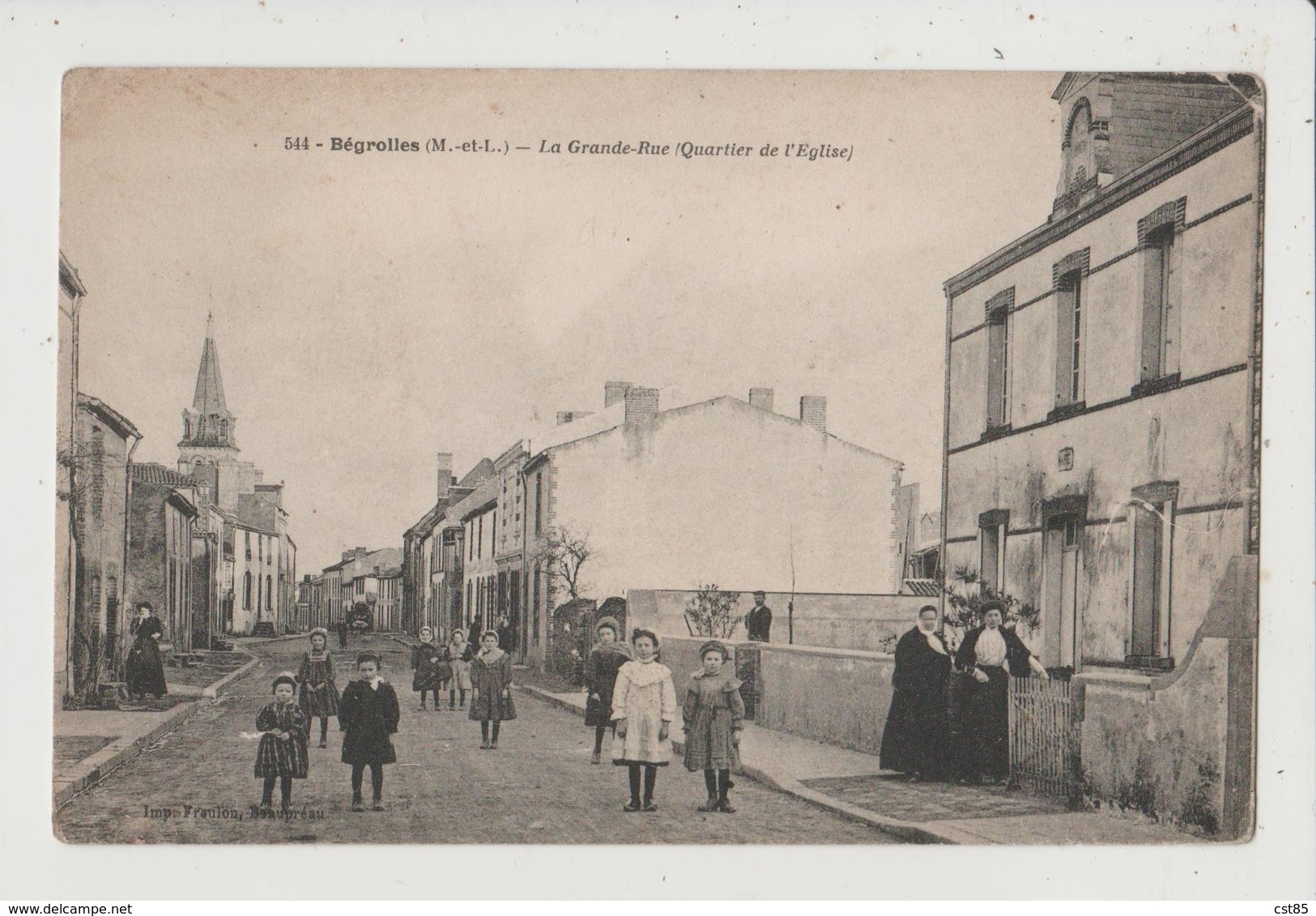 CPA - BEGROLLES - La Grande Rue ( Quartier De L'Eglise ) - Otros & Sin Clasificación