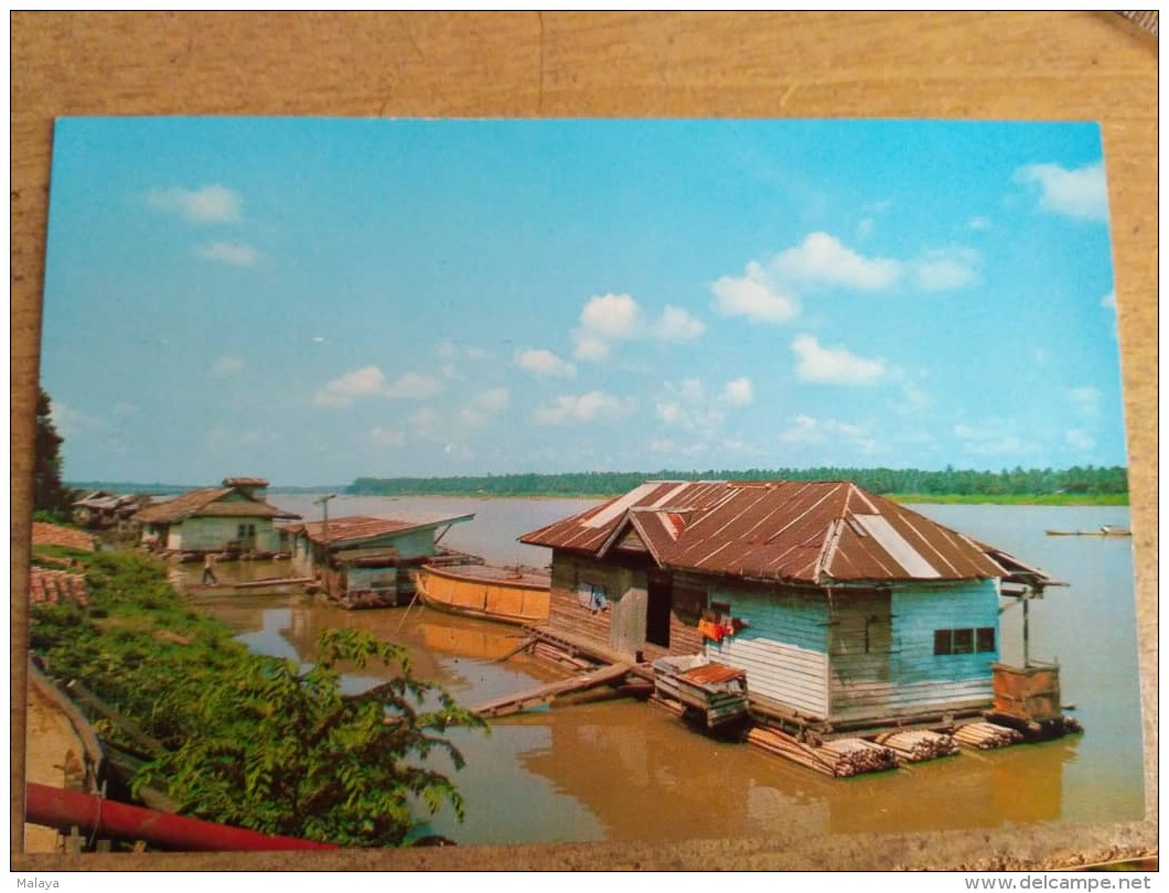 Malaysia Old Post Card 1990 Riverine Floating Homes Kota Bharu Kelantan River - Malaysia