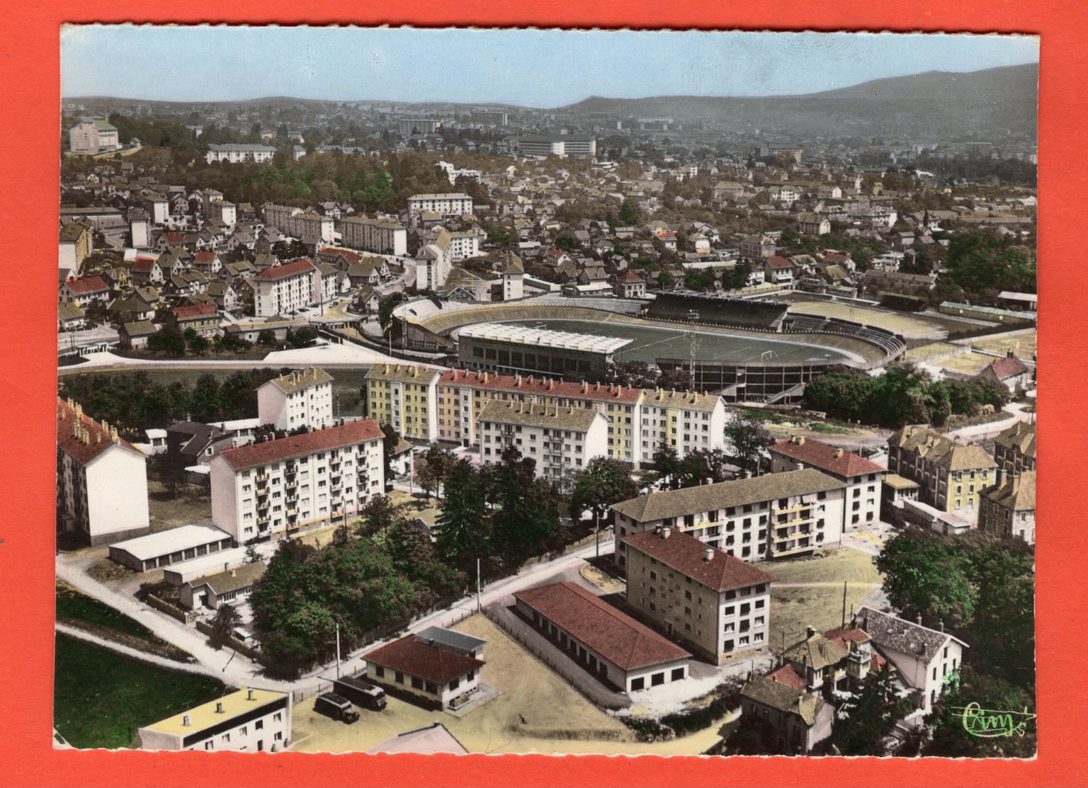 25 - BESANÇON - LE STADE ET MONTRAPON - Besancon