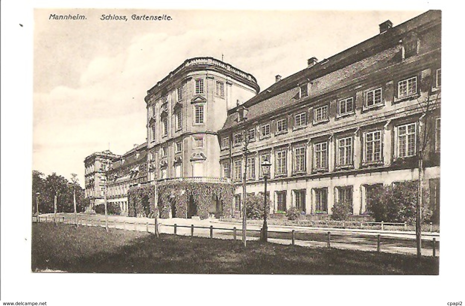 Mannheim.Schloss. Gartenseite. - Mannheim