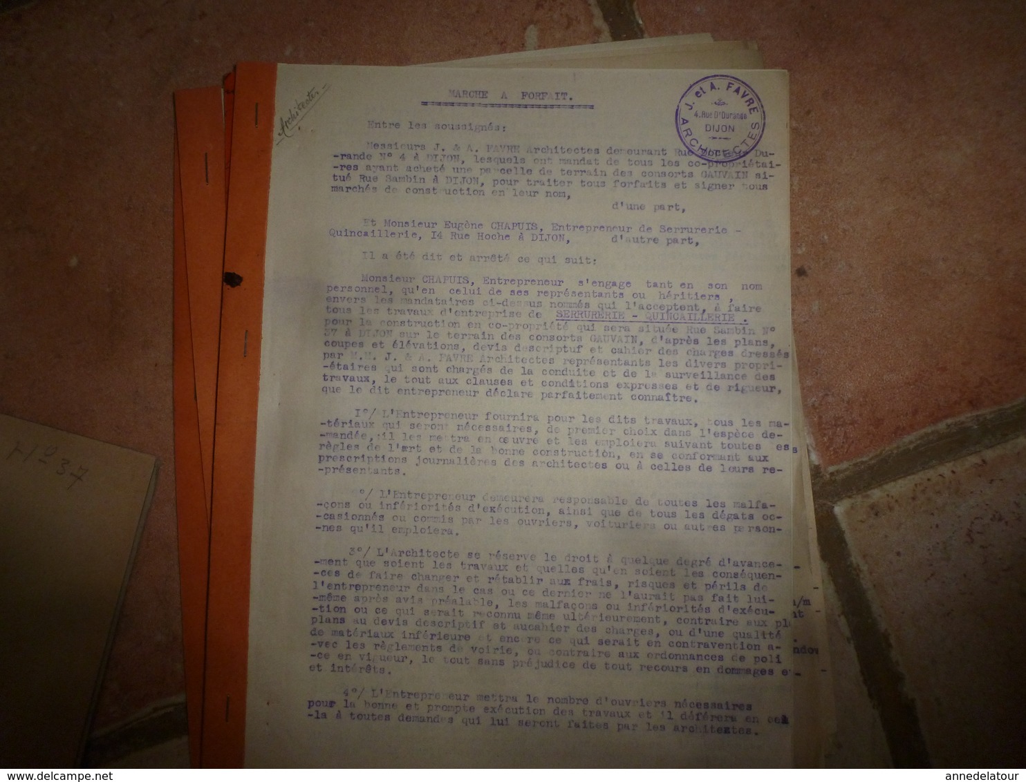 1933 Lot de documents contractuels de divers Corps d'Etats pour construction d'une Co-Pro 33 rue Sambin à Dijon ;etc