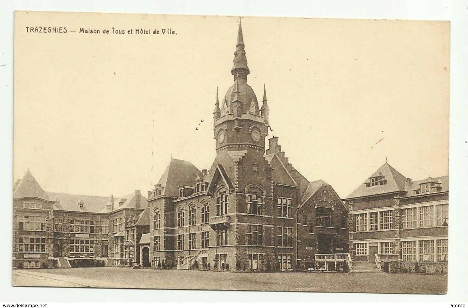 Trazegnies   *  Maison De Tous Et Hotel De Ville - Courcelles