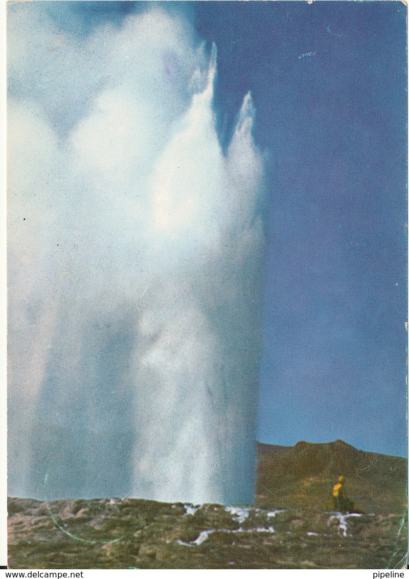 Iceland Postcard Sent To Czechoslovakia 31-10-1967 (Geysir) - Iceland
