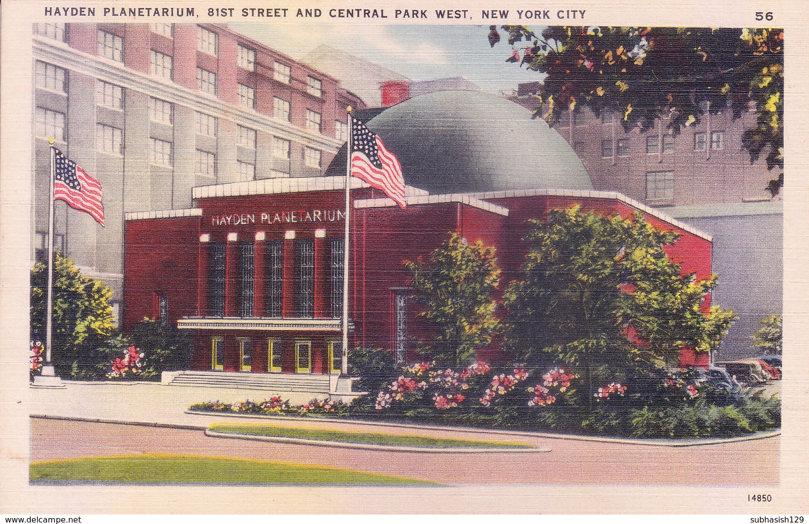 UNITED STATES OF AMERICA : COLOUR PICTURE POST CARD : CAMBRIDGE MASS : NEW YORK : HAYDEN PLANETARIUM - Places & Squares