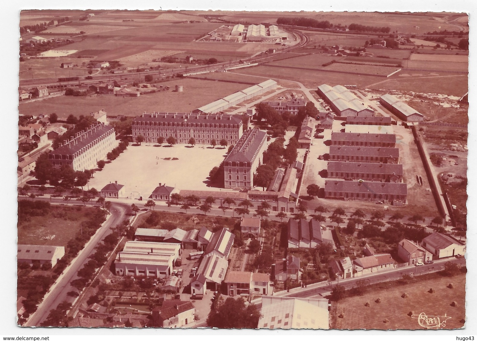 FONTENAY LE COMTE - N° 308/48 - VUE AERIENNE PANORAMIQUE - CPSM GF VOYAGEE - Fontenay Le Comte