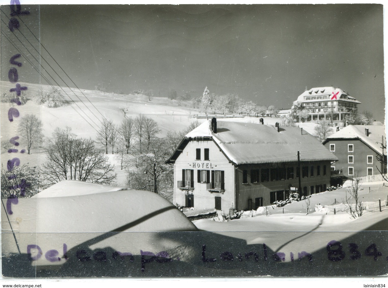 - Hauts Doubs - 25 - Jougne - Hôtel Des 2 Saisons Et Maison Familiale, Sous La Neige, Glacée, écrite, TBE Scans. - Other & Unclassified