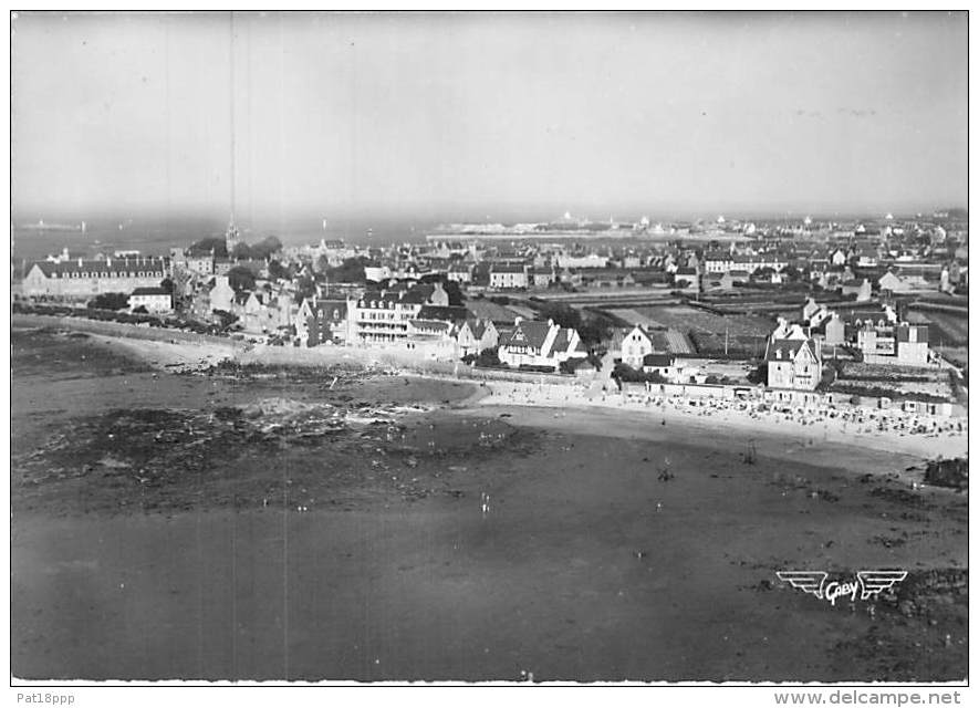 29 - ROSCOFF : Vue Générale Aérienne - CPSM Dentelée Noir Et Blanc GF - Finistère - Roscoff