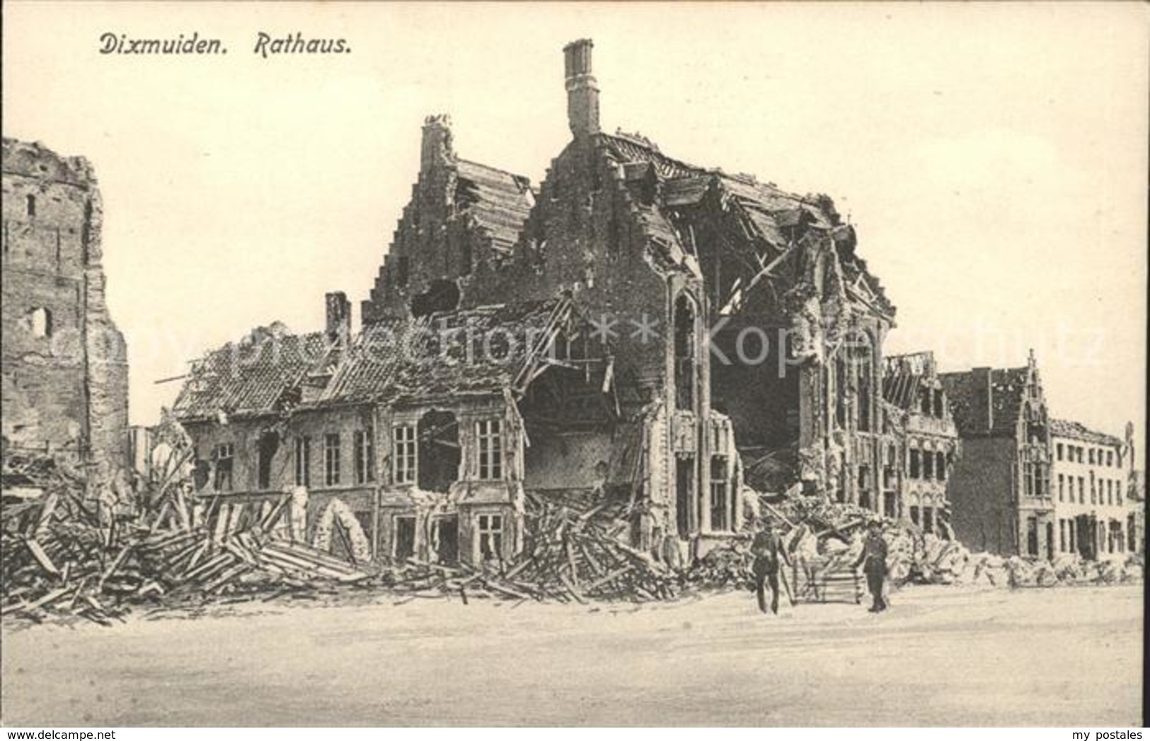 41706666 Dixmuiden Rathaus Ruine Belgien - Autres & Non Classés