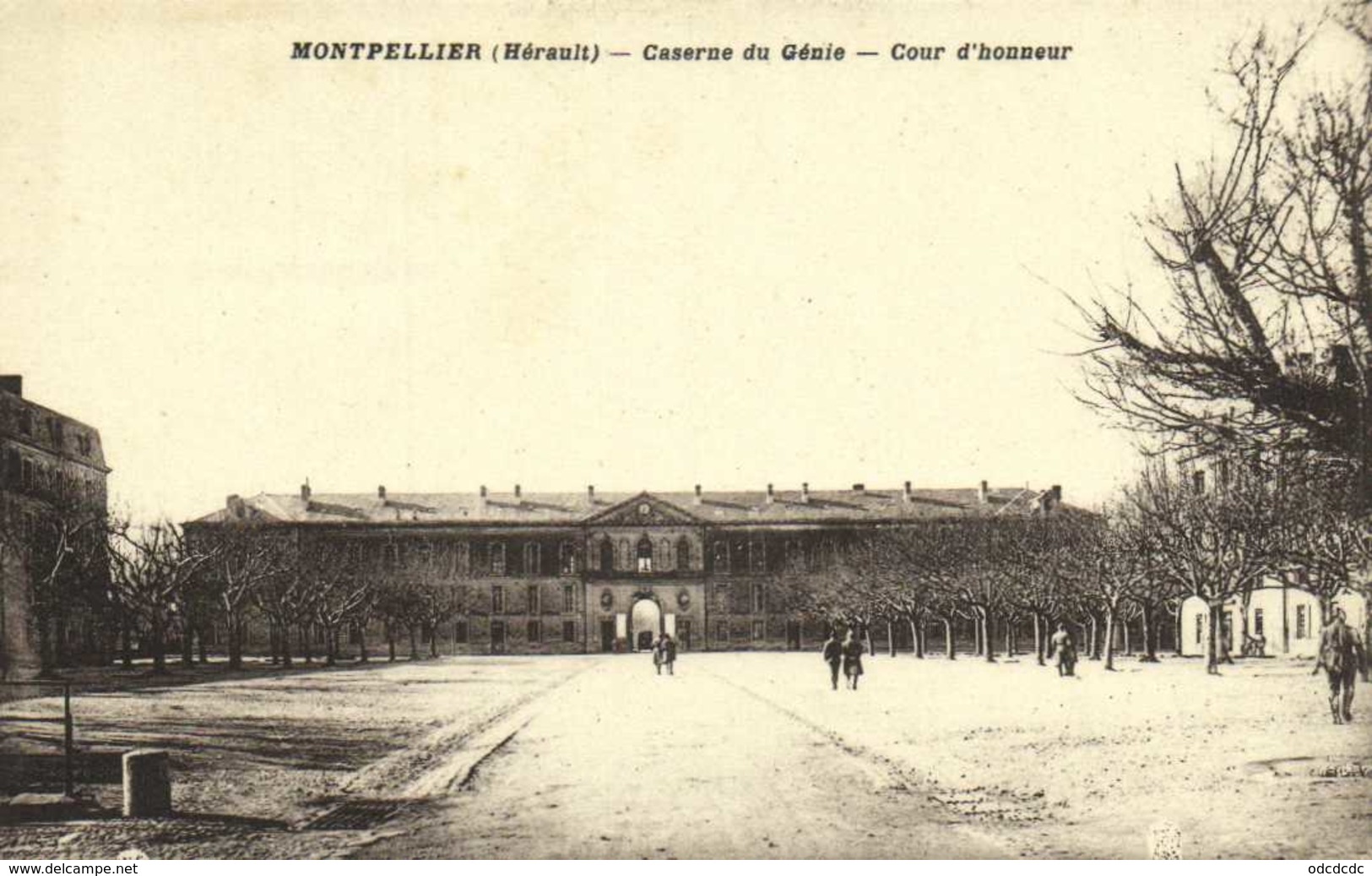 Militaria MONTPELLIER (Hrault) Caserne Du Genie Cour D'Honneur RV - Montpellier