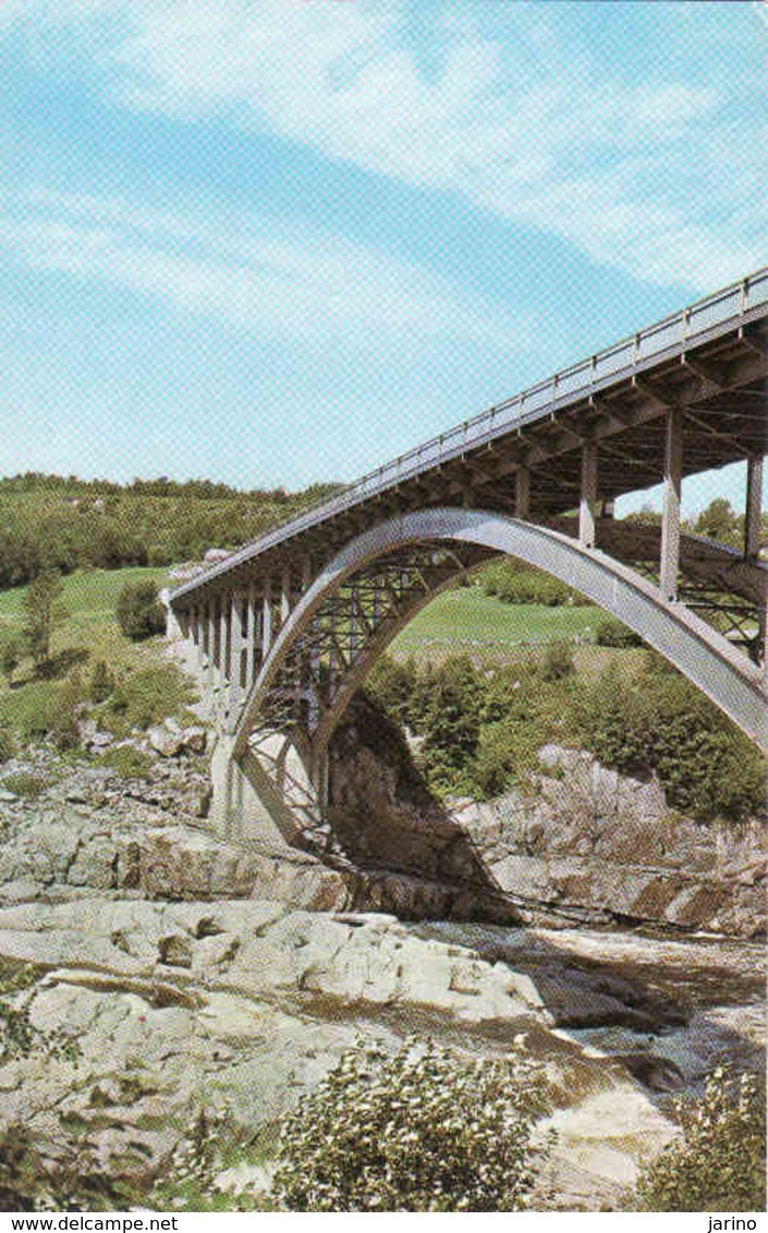 Canada > Quebec, Shipshaw, Le Pont Sur Na Riviere Saguenay, Obliteree 1964 - Saguenay