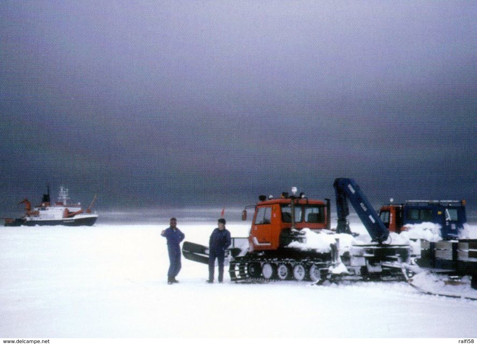 1 AK Antarctica Antarktis * Polar Vehicles And The German Icebreaker "Polarstern" At Atka Bay * - Sonstige & Ohne Zuordnung