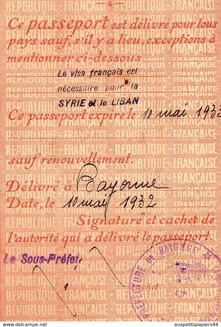 Passeport N°3403 à l'étranger 20 francs établi à Bayonne en 1932 pour Monsieur Debus Henri né à Meulan en 1871