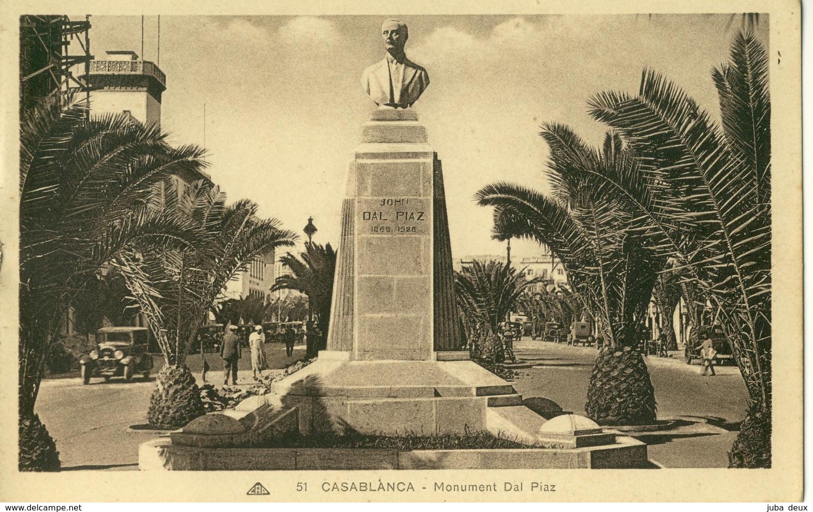Casablanca .  Monument Dal Piaz .  BELLE CARTE SEPIA .   ANIMATION , Automobile . - Casablanca
