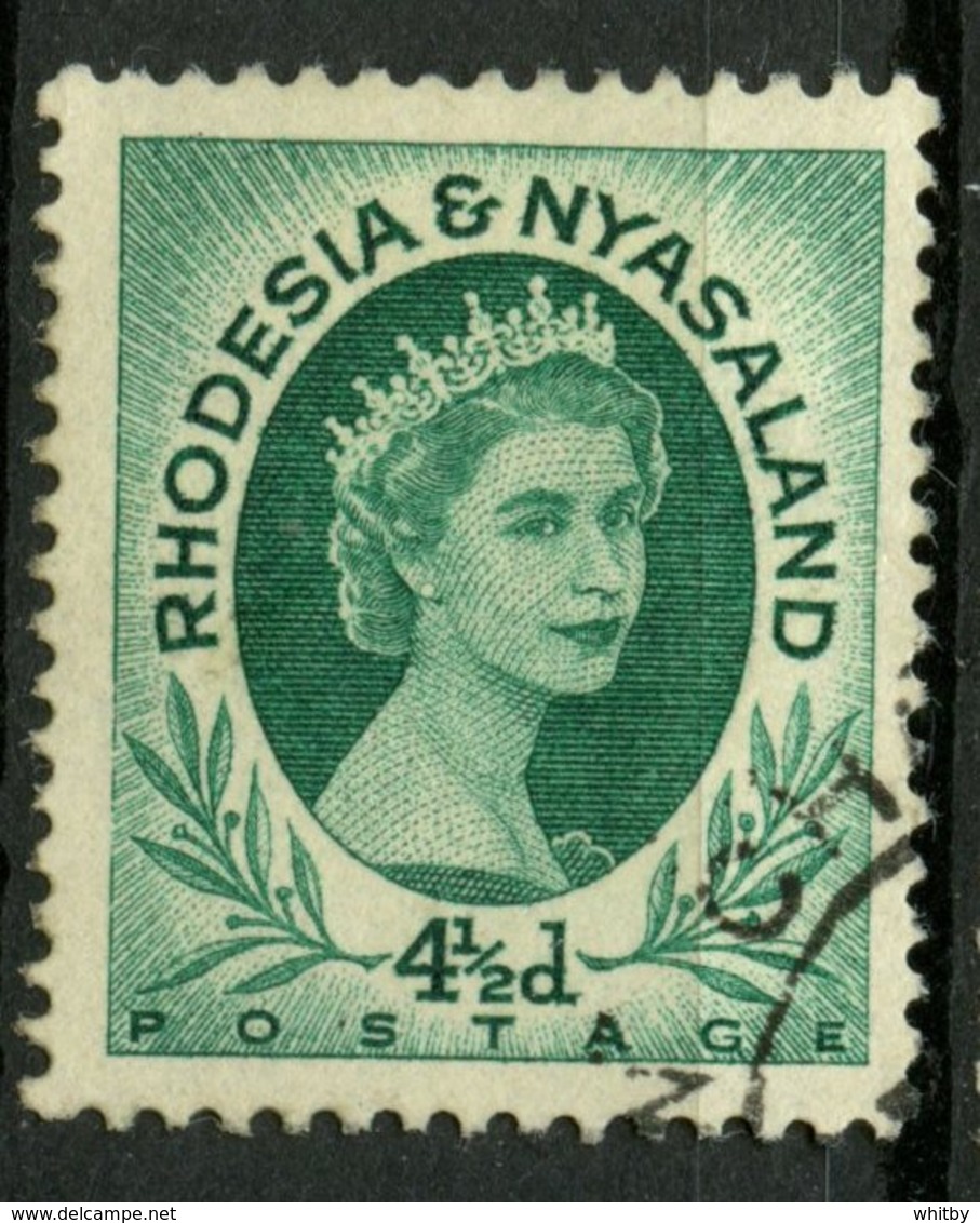 Rhodesia And Nyasaland 1954 4 1/2p Queen Elizabeth Issue #146 - Rhodesia & Nyasaland (1954-1963)