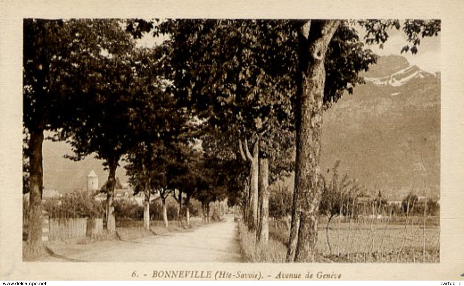 74 BONNEVILLE - Avenue De Genève - Bonneville