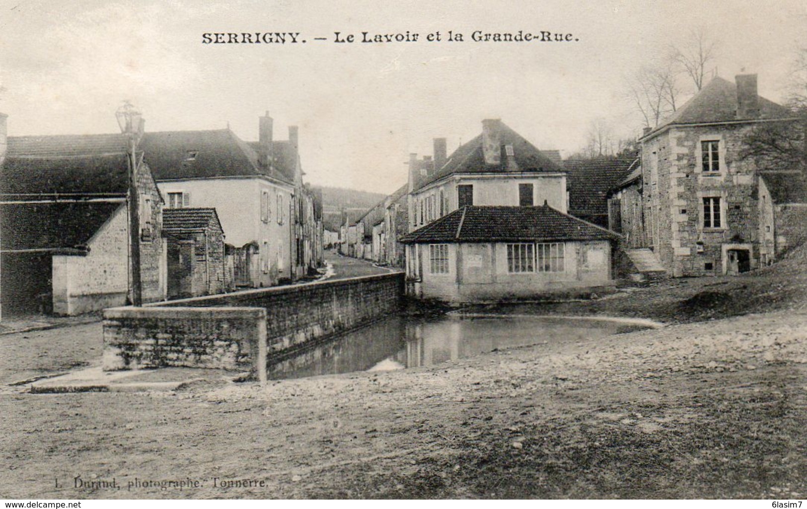 CPA - SERRIGNY (89) - Aspect Du Lavoir-Abreuvoir Au Début De La Grande-Rue Au Début Du Siècle - Otros & Sin Clasificación