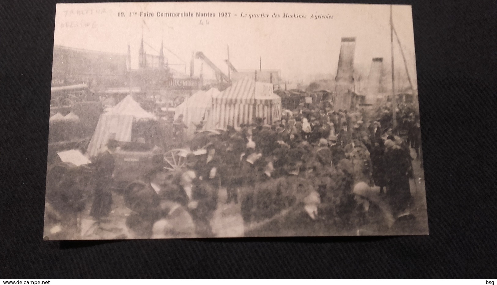 CPA 44 1ere Foire Commerciale Nantes 1927 - Le Quartier Des Machines Agricoles - Nantes