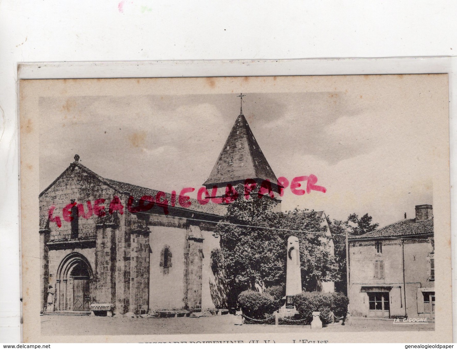 87- BUSSIERE POITEVINE- L' EGLISE - MONUMENT AUX MORTS - Bussiere Poitevine