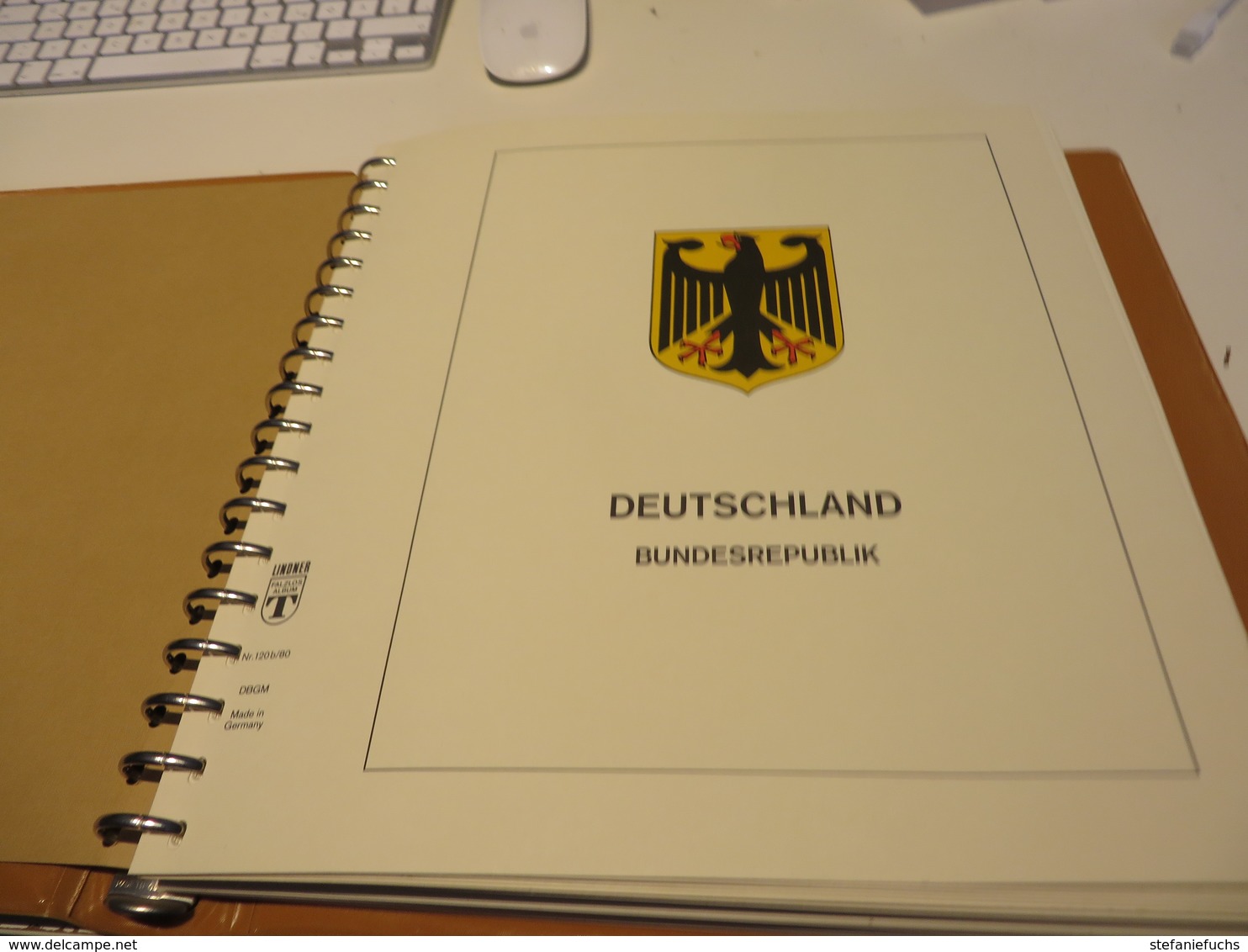DEUTSCHLAND / BUND  1977 Bis 1989  LINDNER - T - VORDRUCKTEXT  Mit  Ein  Posten  ** /  MARKEN  Im  RINGBINDER - Collections (with Albums)