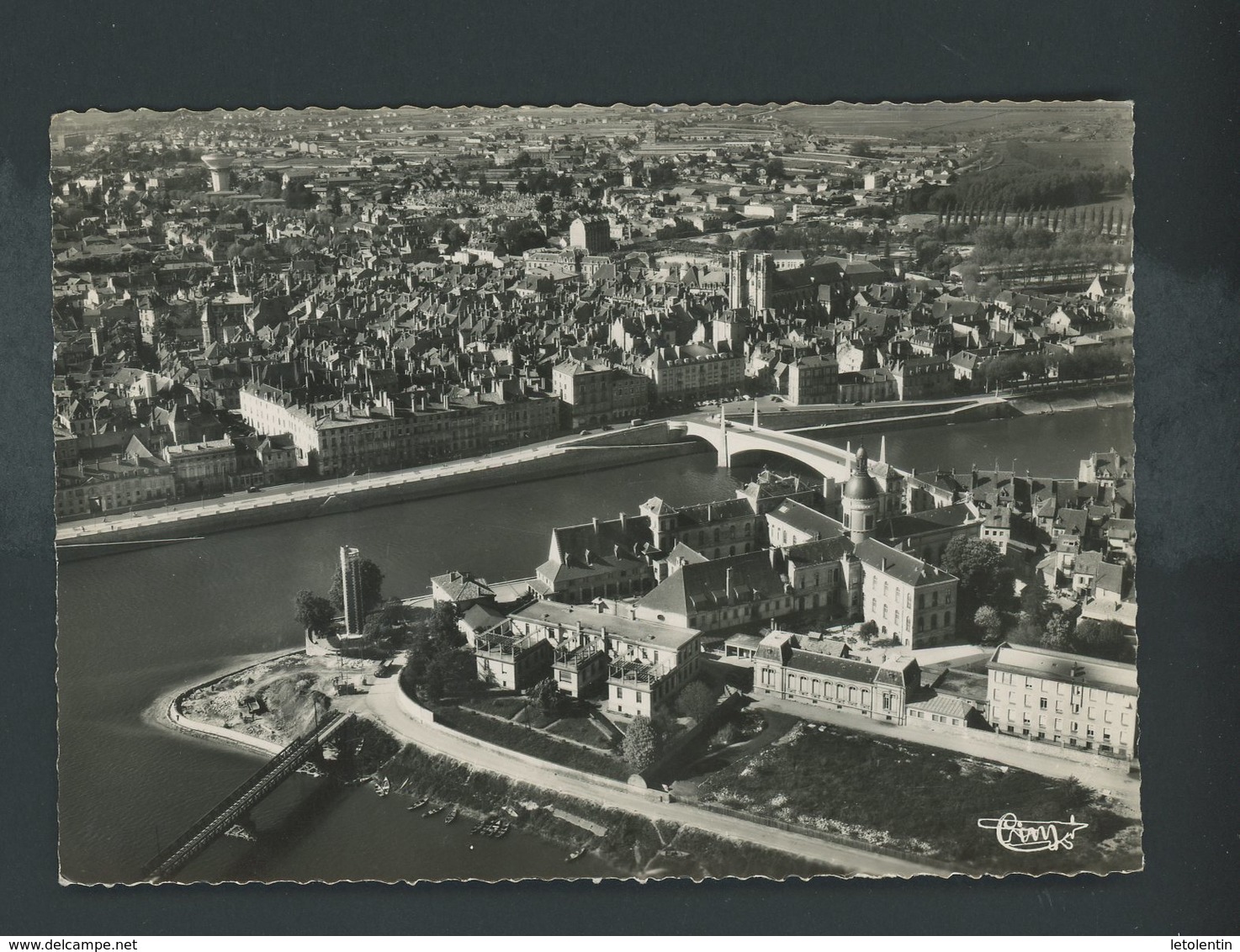 CPSM - 71 - CHALON SUR SAONE - L'ILE St LAURENT ET LE PONT, VUE AÉRIENNE - Chalon Sur Saone